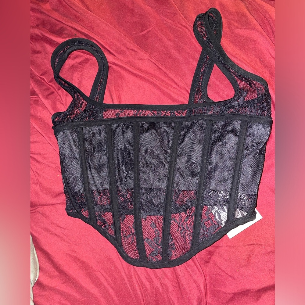 Meshki lace top
